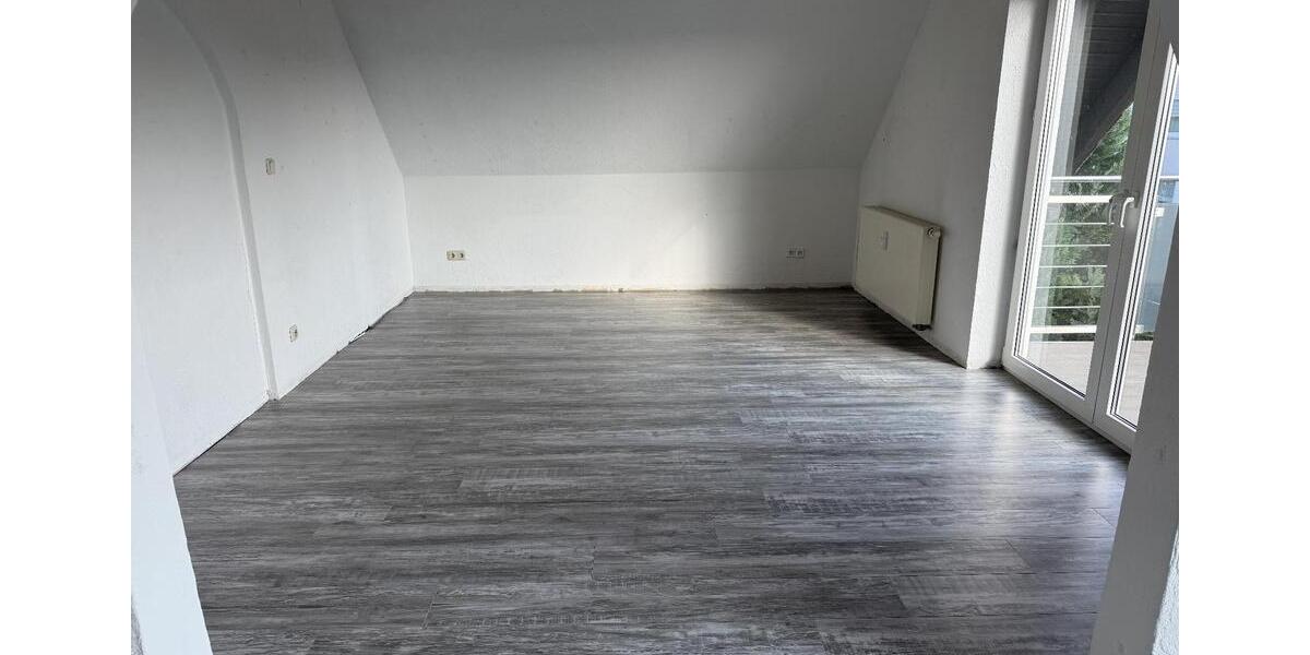 Maisonettenwohnung Wilnsdorf - 7 Zimmer, 165 m&sup2;, 195.000&euro; | Angebot:26994743