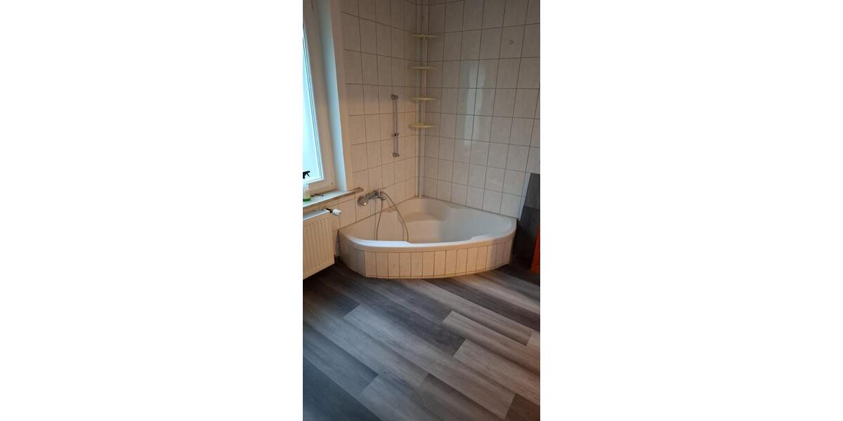 Maisonettenwohnung Siegen Eiserfeld - 4 Zimmer, 130 m&sup2;, 950&euro; | Angebot:25920039