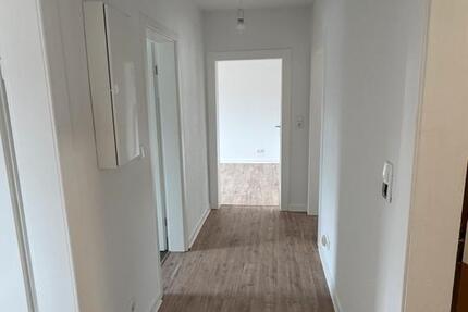 Wohnung Siegen Dillnhütten - 5 Zimmer, 100 m&sup2;, 1.100&euro; | Angebot:25640102