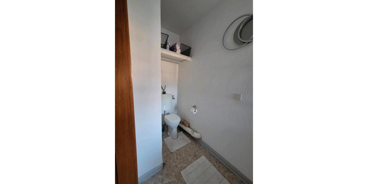 Dachgeschoßwohnung Herborn - 5 Zimmer, 123 m&sup2;, 850&euro; | Angebot:25718545