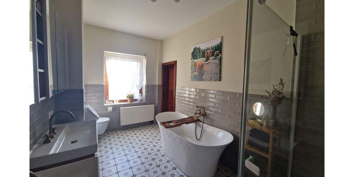 Einfamilienhaus Nisterau / Bach Bach - 5 Zimmer, 226 m&sup2;, 269.000&euro; | Angebot:25799355