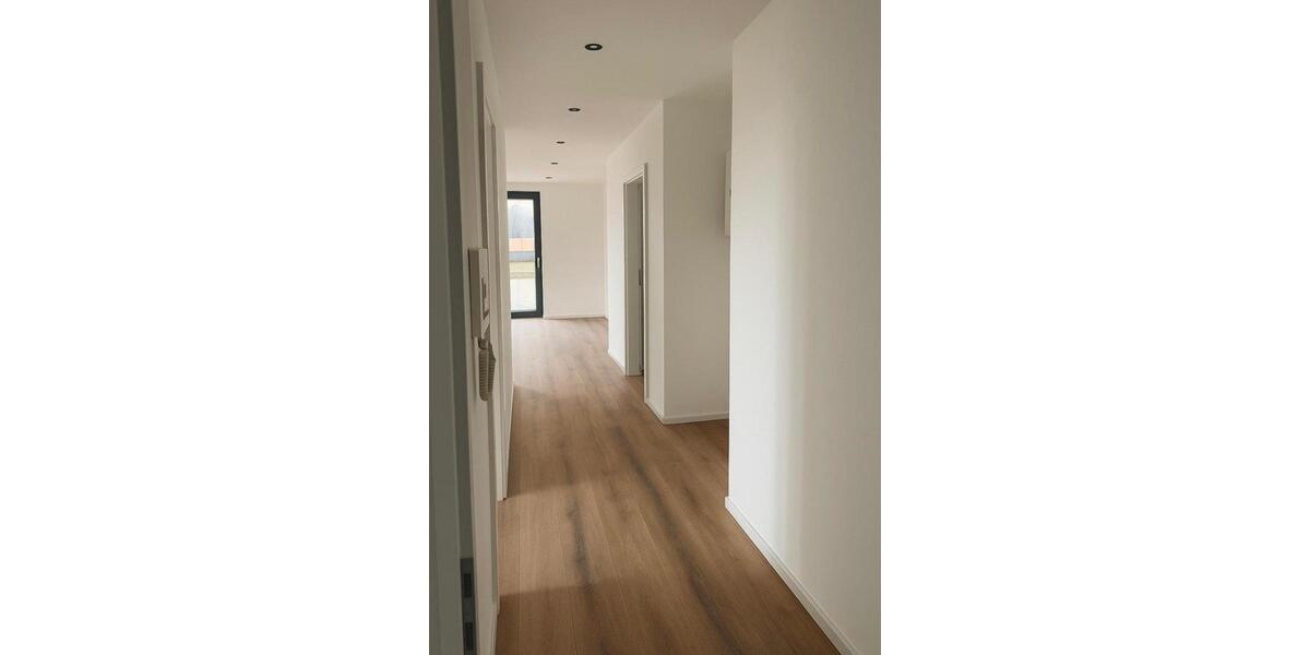 Mehrfamilienhaus, Wohnhaus Siegen Kaan-Marienborn - 3 Zimmer, 68 m&sup2;, 975&euro; | Angebot:25333110