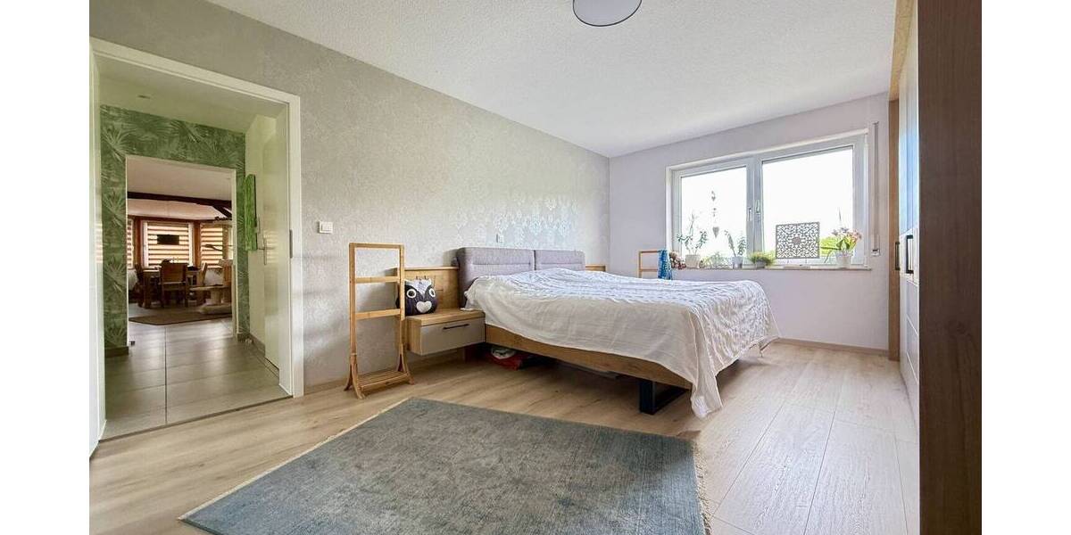 Mehrfamilienhaus, Wohnhaus Grünebach - 7 Zimmer, 230 m&sup2;, 350.000&euro; | Angebot:26859154
