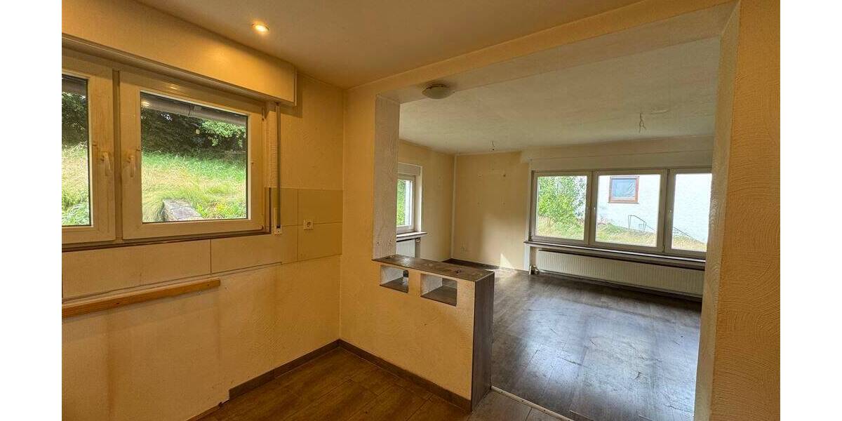 Einfamilienhaus Kirchhundem Oberhundem - 5 Zimmer, 125 m&sup2;, 129.000&euro; | Angebot:25682547