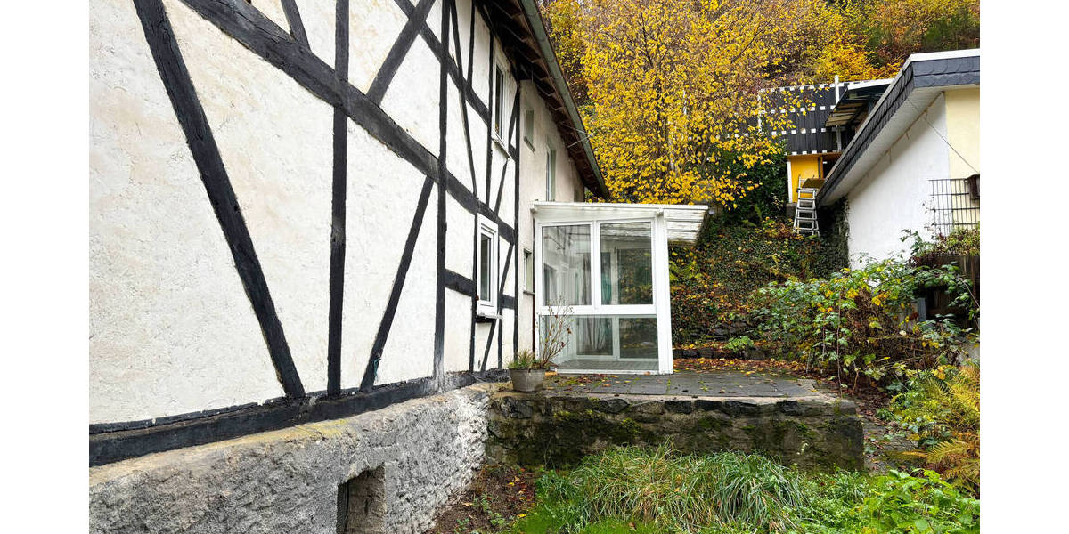 Einfamilienhaus Selbach - 1 Zimmer, 174 m&sup2;, 99.000&euro; | Angebot:25691803