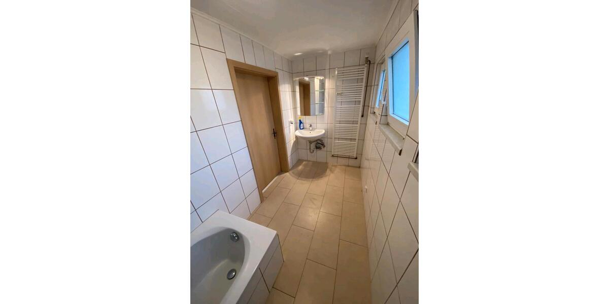 Einfamilienhaus Driedorf - 6 Zimmer, 140 m&sup2;, 1.250&euro; | Angebot:25947841