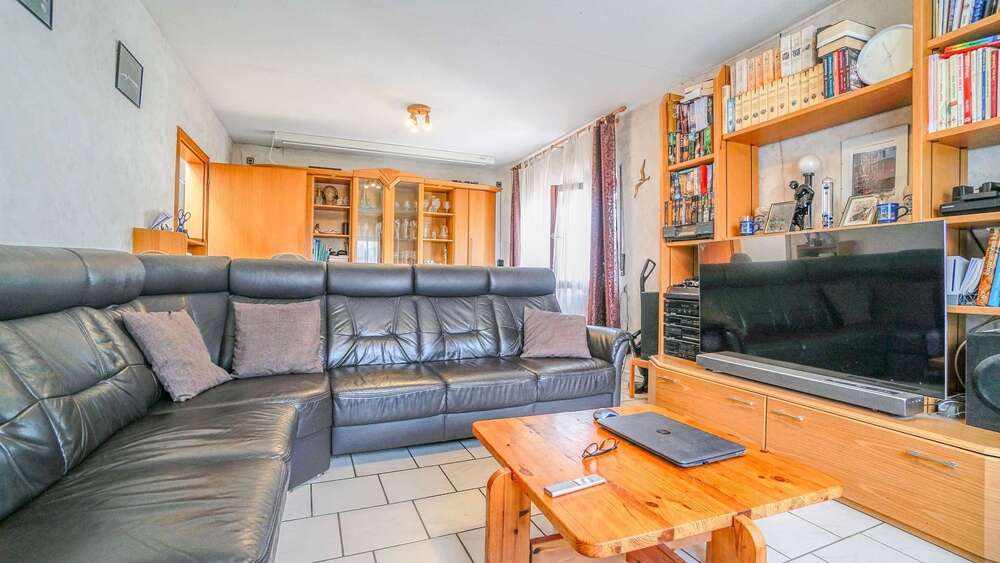 Wohn - und Gewerbeobjekt mit 5 Einheiten in Herborn OT - Mehrfamilienhaus, Wohnhaus Herborn | Angebot:27091203