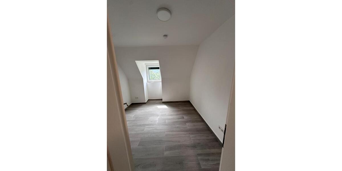 Etagenwohnung Siegen Kaan-Marienborn - 1 Zimmer, 17 m&sup2;, 430&euro; | Angebot:22711241
