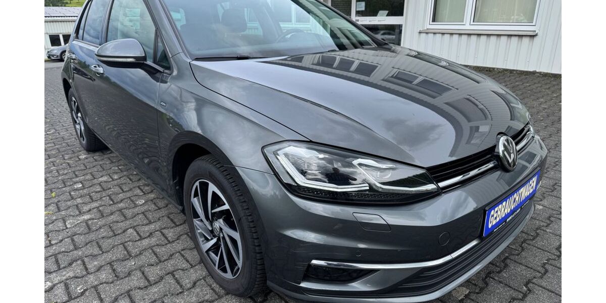 VW Golf 131.000 km 11.950 &euro; Drolshagen 57489