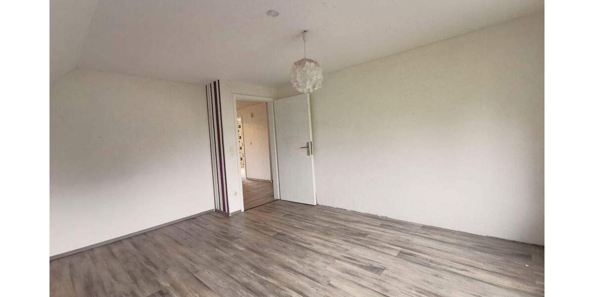 Einfamilienhaus Bretthausen - 6 Zimmer, 148 m&sup2;, 165.000&euro; | Angebot:25685057