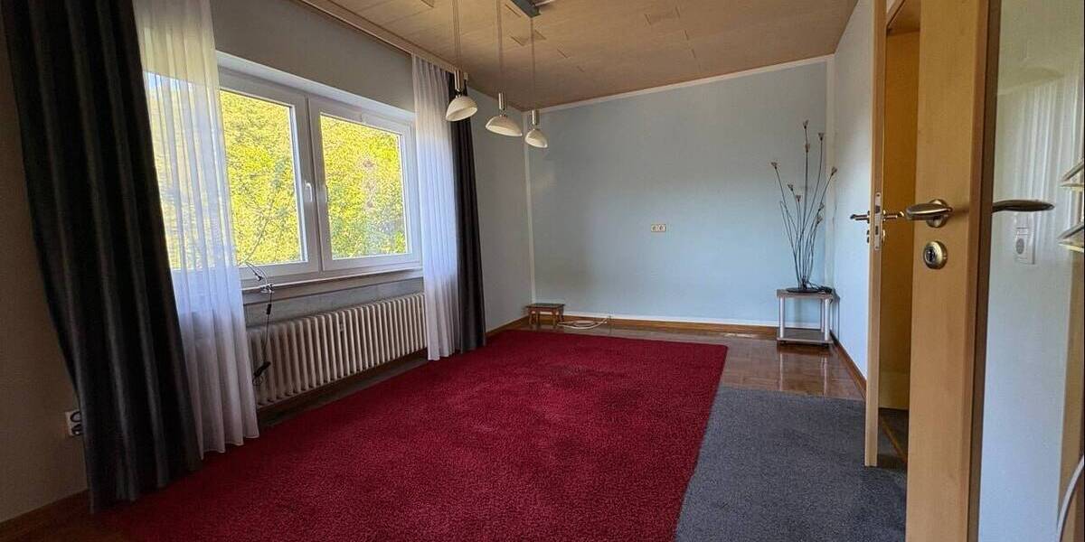 Einfamilienhaus Dillenburg Nanzenbach - 8 Zimmer, 175 m&sup2;, 335.000&euro; | Angebot:26778532