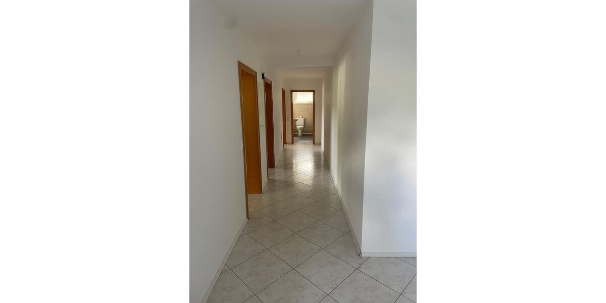 Etagenwohnung Siegen Eiserfeld - 2 Zimmer, 72 m&sup2;, 560&euro; | Angebot:25103835