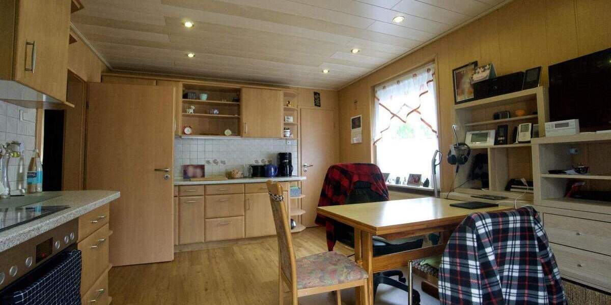 Doppelhaushälfte Erndtebrück - 4 Zimmer, 110 m&sup2;, 179.000&euro; | Angebot:25686200