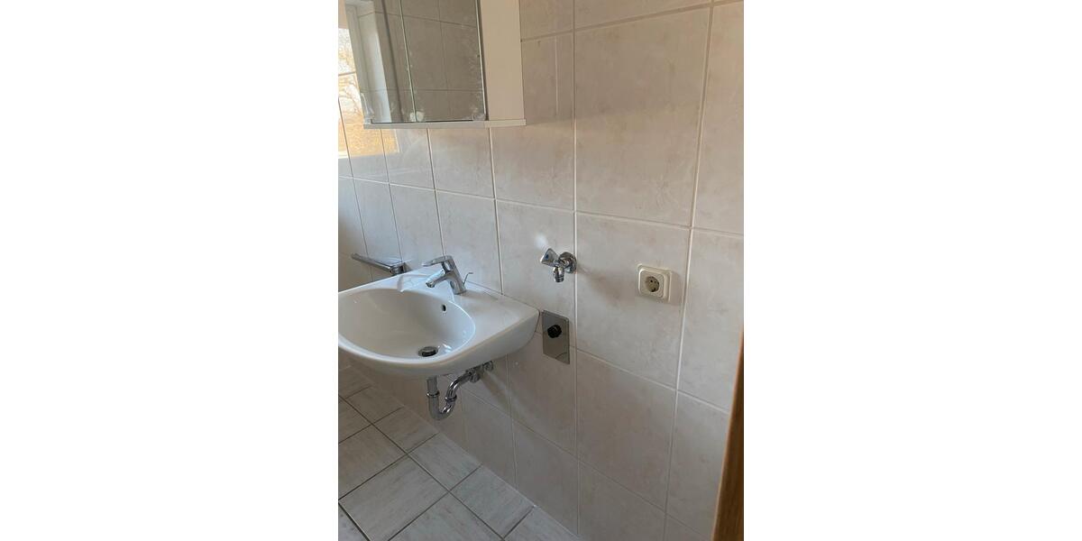 Erdgeschoßwohnung Pracht - 2 Zimmer, 62 m&sup2;, 786&euro; | Angebot:25902437