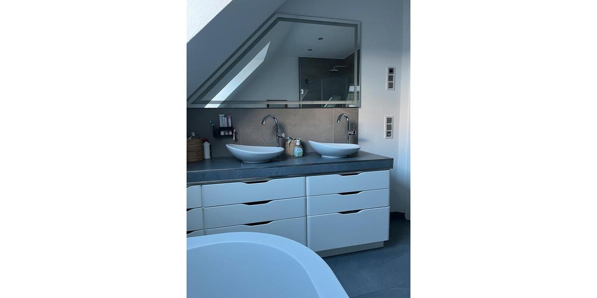 Doppelhaushälfte Kirchhundem - 2 Zimmer, 115 m&sup2;, 310.000&euro; | Angebot:23877141