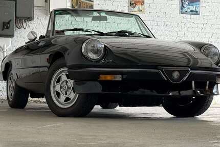 Alfa Romeo Spider 100.286 km 24.500 &euro; Kirchen/Sieg 57548