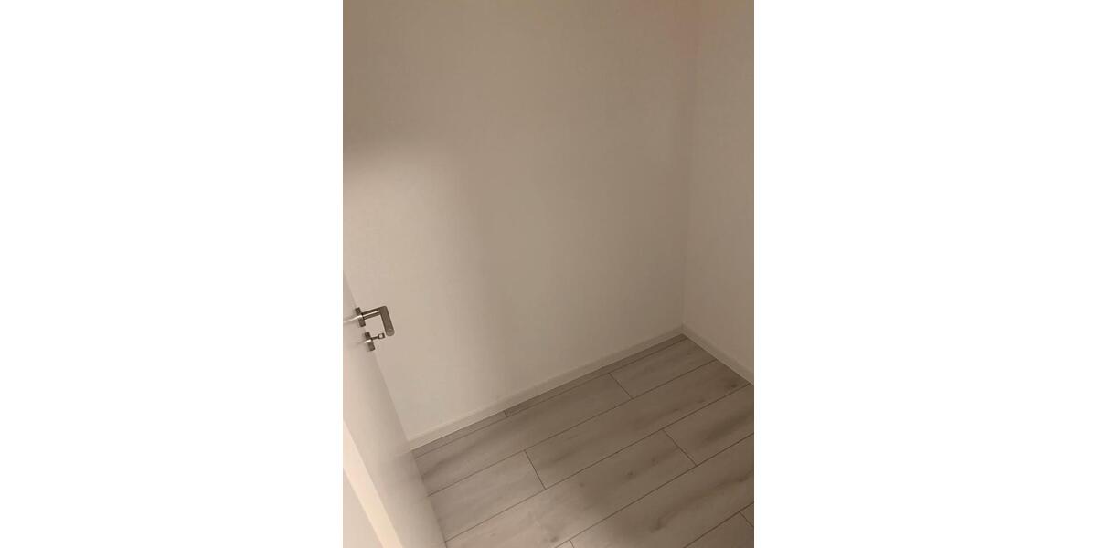 Etagenwohnung Siegen - 1 Zimmer, 50 m&sup2;, 440&euro; | Angebot:25883663