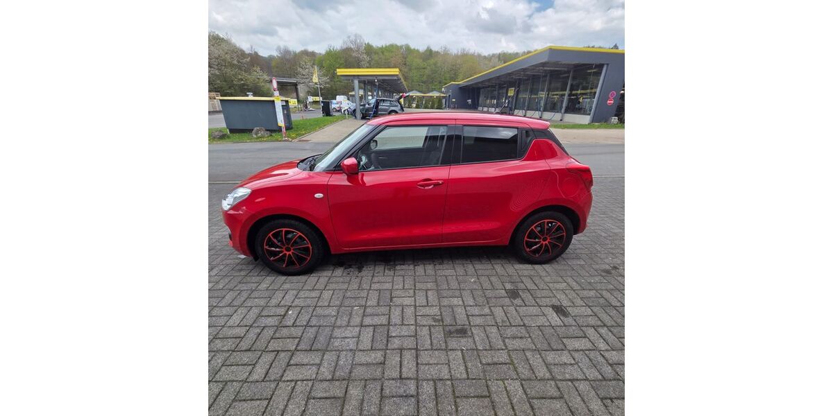 Suzuki Swift 55.000 km 12.400 &euro; Olpe 57462