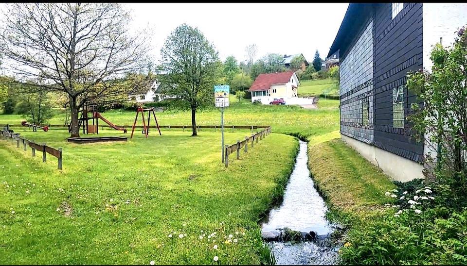 Mehrfamilienhaus, Wohnhaus Bad Laasphe - 13 Zimmer, 250 m&sup2;, 70.000&euro; | Angebot:26682934