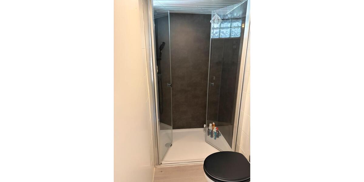 Einfamilienhaus Kreuztal - 2 Zimmer, 50 m&sup2;, 445&euro; | Angebot:25405560