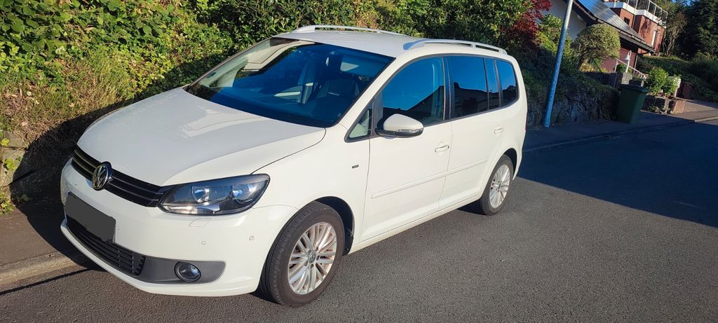 VW Touran 200.000 km 7.000 &euro; Netphen 57250