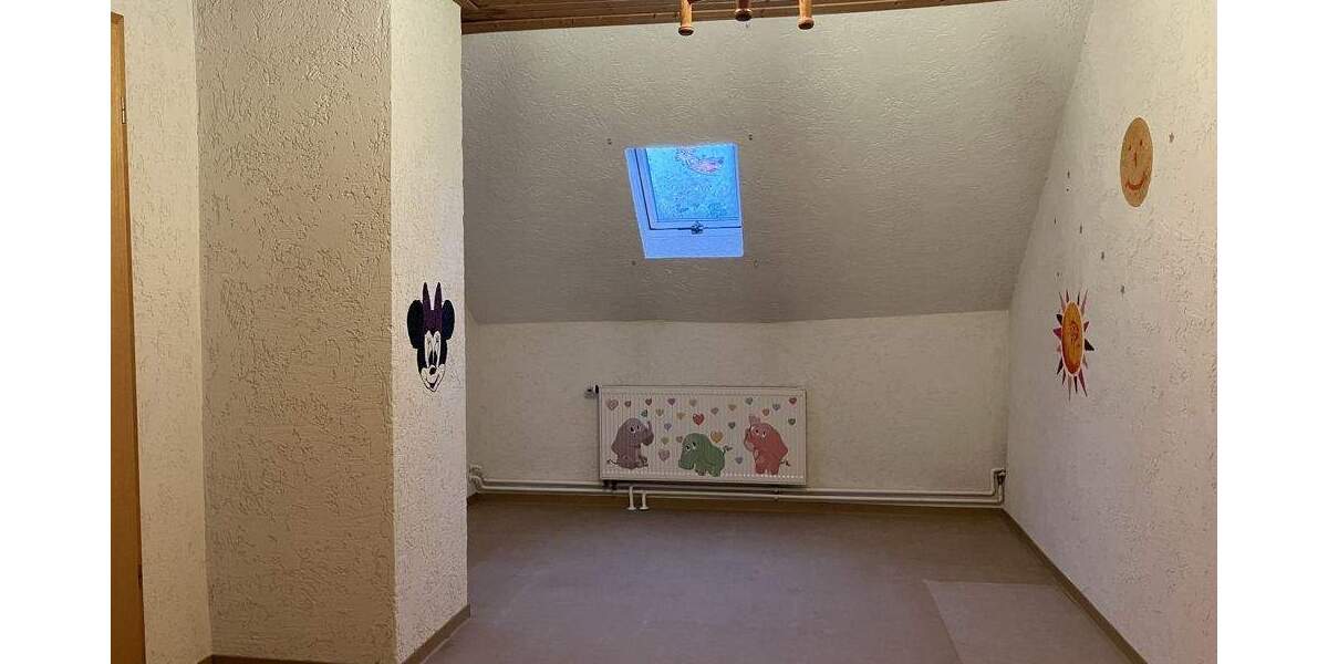 Einfamilienhaus Weitefeld - 5 Zimmer, 124 m&sup2;, 150.000&euro; | Angebot:25685049