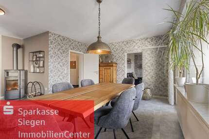 Haus Brachbach - 7 Zimmer, 219 m&sup2;, 379.000&euro; | Angebot:25204023