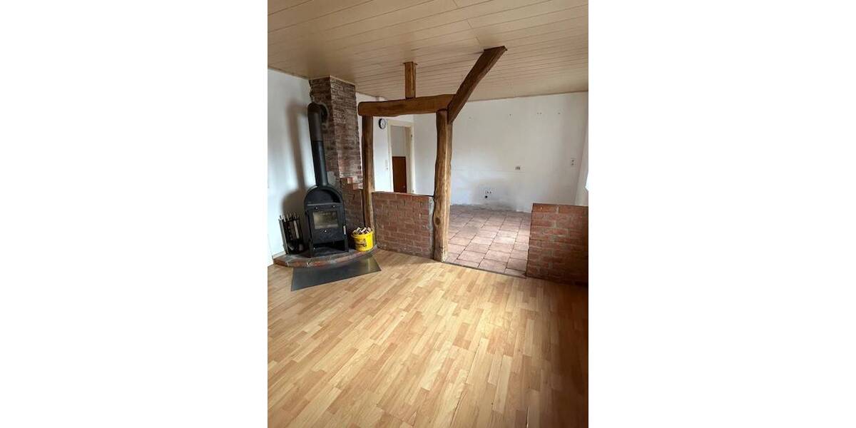 Mehrfamilienhaus, Wohnhaus Driedorf Mademühlen - 9 Zimmer, 140 m&sup2;, 65.000&euro; | Angebot:25679921