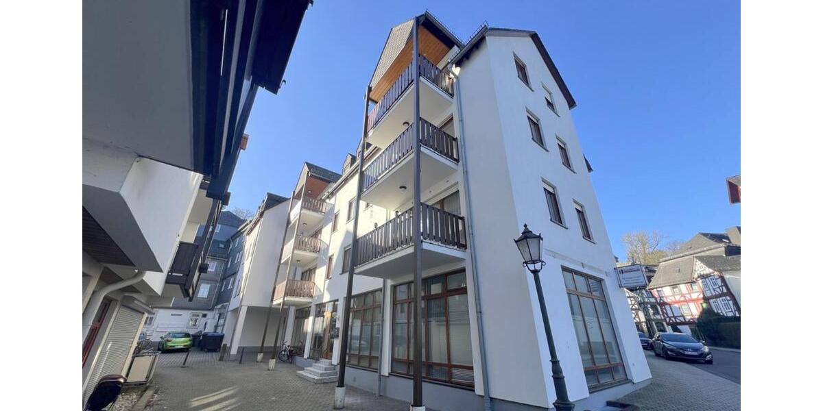 Dachgeschoßwohnung Dillenburg - 3 Zimmer, 93 m&sup2;, 720&euro; | Angebot:24393740