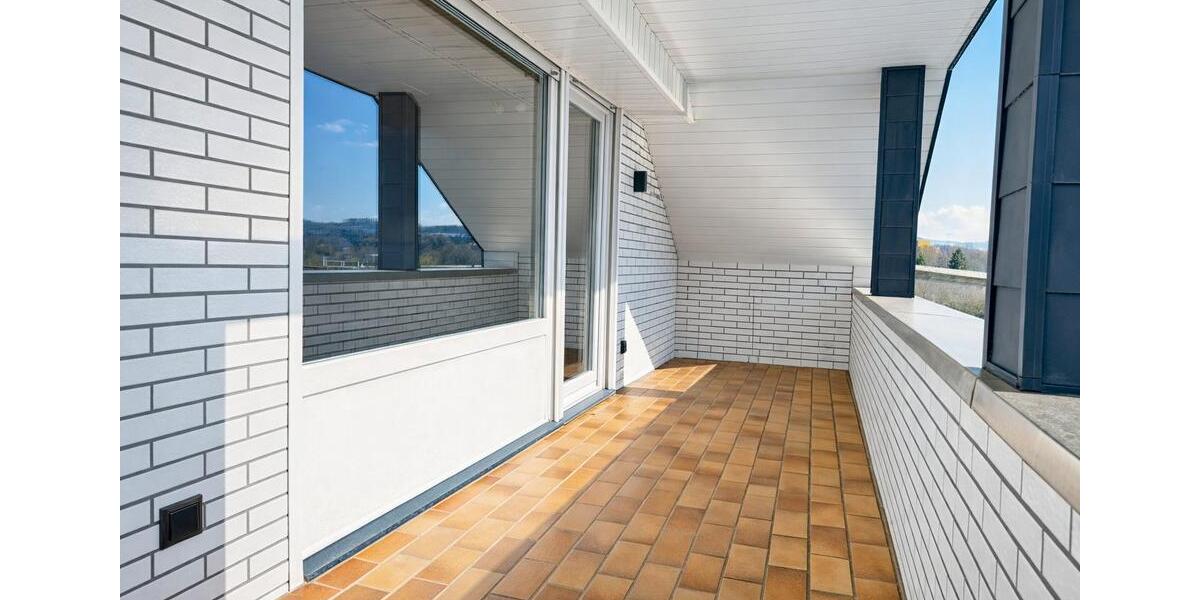 Dachgeschoßwohnung Siegen Eiserfeld - 1 Zimmer, 44 m&sup2;, 390&euro; | Angebot:26362639