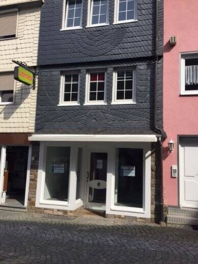 Gewerbeobjekt Haiger - 2 Zimmer, 350&euro; | Angebot:25774544