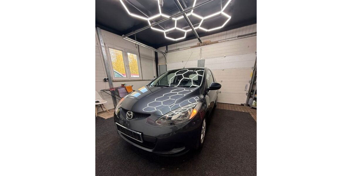 Mazda 2 181.000 km 2.850 &euro; Siegen 57072