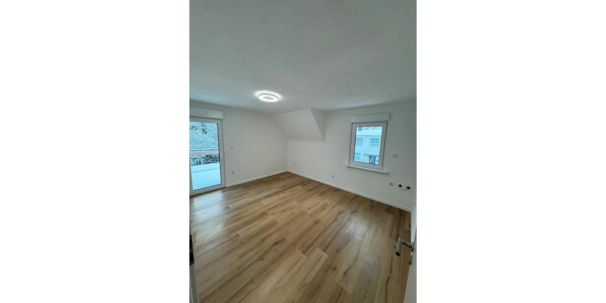 Etagenwohnung Haiger - 3 Zimmer, 85 m&sup2;, 950&euro; | Angebot:25639134