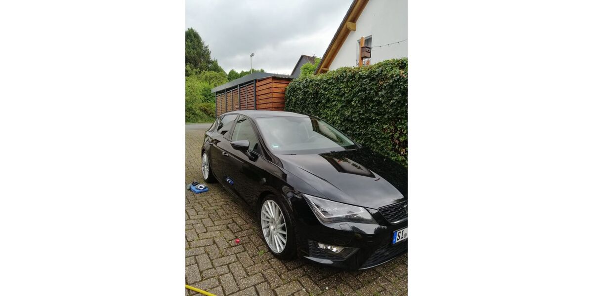 Seat Leon 125.910 km 9.999 &euro; Netphen 57250