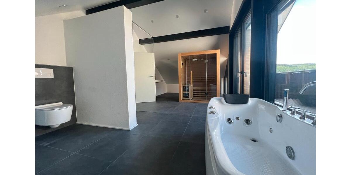 Maisonettenwohnung Siegen - 4 Zimmer, 175 m&sup2;, 1.900&euro; | Angebot:25974962