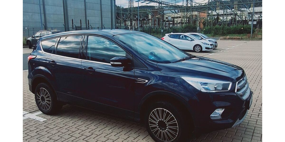 Ford Kuga 177.000 km 9.900 &euro; Siegen 57080