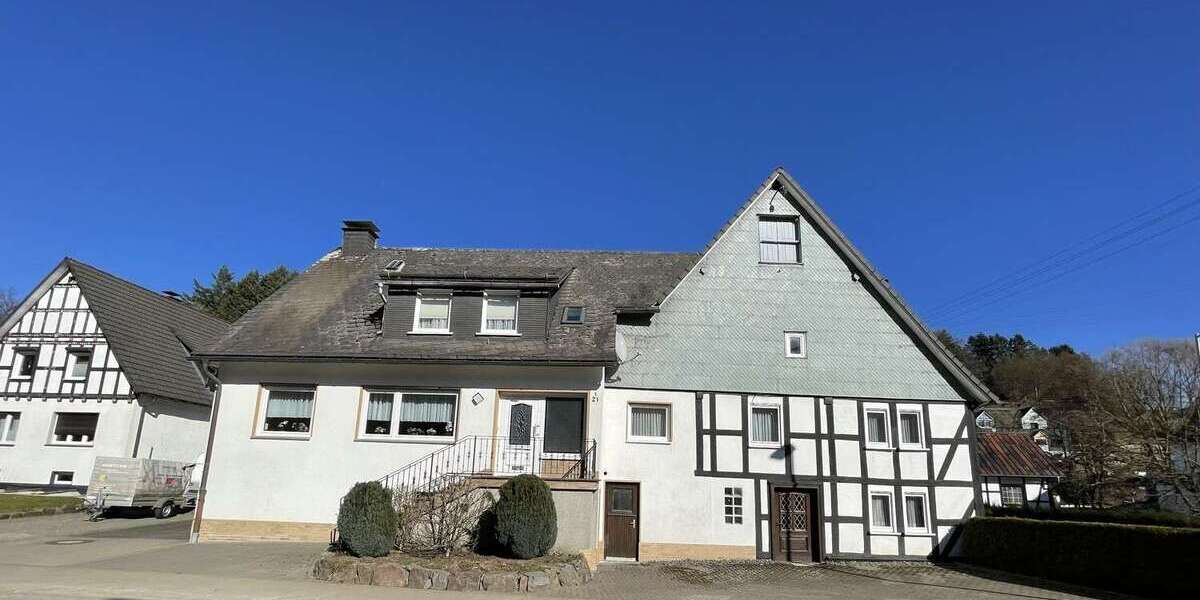 Einfamilienhaus Kirchhundem / Heinsberg Heinsberg - 11 Zimmer, 196 m&sup2;, 110.000&euro; | Angebot:25360619