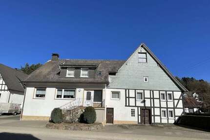 Haus Kirchhundem / Heinsberg Heinsberg - 11 Zimmer, 196 m&sup2;, 110.000&euro; | Angebot:25360619