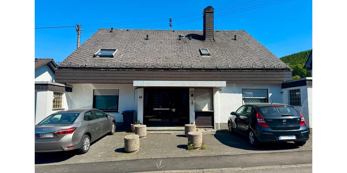 Mehrfamilienhaus, Wohnhaus Siegen Dillnhütten - 9 Zimmer, 301 m&sup2;, 430.000&euro; | Angebot:25376158