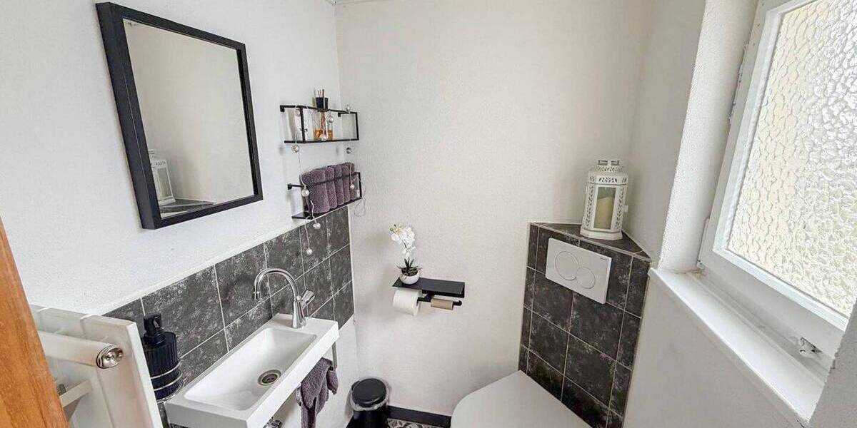 Einfamilienhaus Rennerod VG - 4 Zimmer, 130 m&sup2;, 235.000&euro; | Angebot:25937591