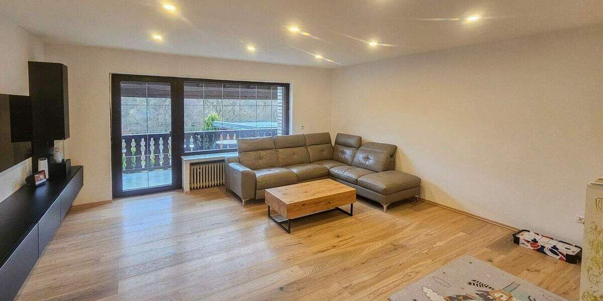 Einfamilienhaus Betzdorf VG - 7 Zimmer, 270 m&sup2;, 398.000&euro; | Angebot:25691805