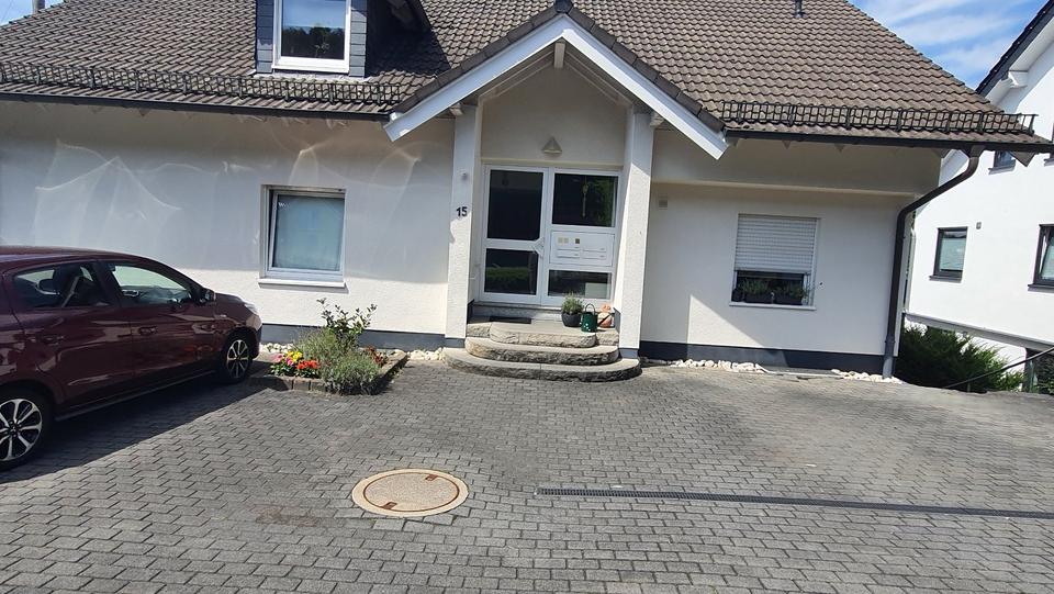 Hochparterre Netphen - 3 Zimmer, 88 m&sup2;, 850&euro; | Angebot:26665404