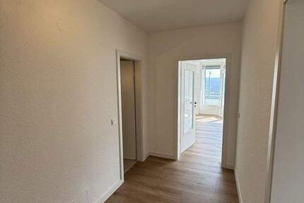 Wohnung Siegen - 2 Zimmer, 72 m&sup2;, 184.000&euro; | Angebot:25755241