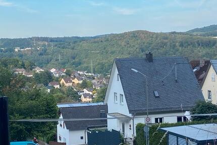 Haus Siegen Eiserfeld - 6 Zimmer, 130 m&sup2;, 320.000&euro; | Angebot:27221778