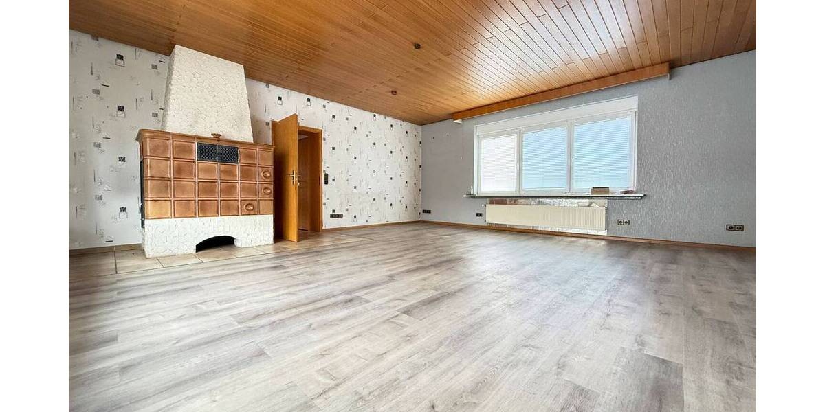 Einfamilienhaus Herdorf - 9 Zimmer, 180 m&sup2;, 229.000&euro; | Angebot:25691804