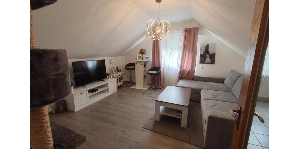 Dachgeschoßwohnung Netphen - 3 Zimmer, 70 m&sup2;, 750&euro; | Angebot:26414614