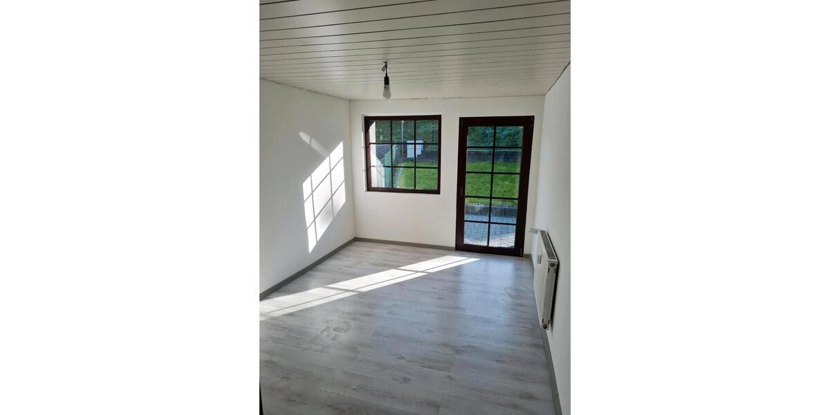 Erdgeschoßwohnung Wissen - 5 Zimmer, 140 m&sup2;, 850&euro; | Angebot:25750550