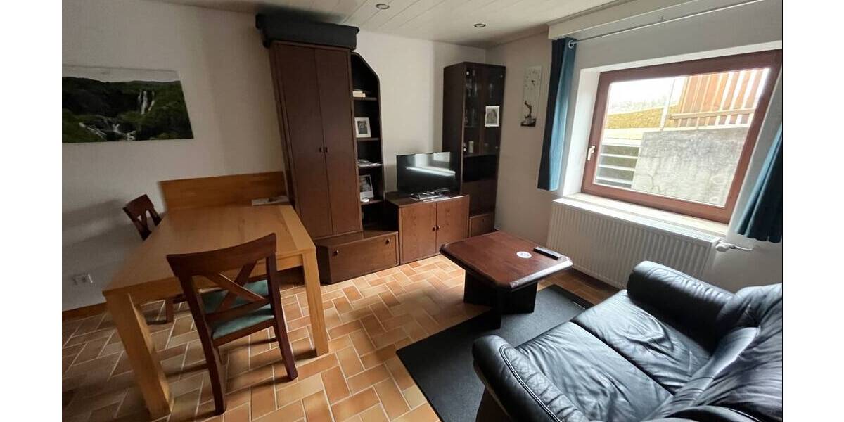 Einfamilienhaus Eschenburg Eibelshausen - 7 Zimmer, 225 m&sup2;, 435.000&euro; | Angebot:25667775