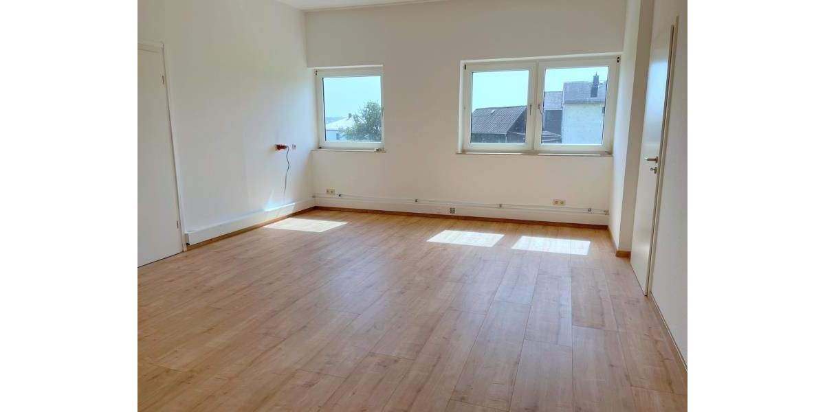 Gewerbeobjekt Rennerod - 2 Zimmer, 150 m&sup2;, 850&euro; | Angebot:25680130