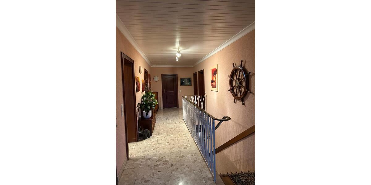 Einfamilienhaus Gebhardshain - 8 Zimmer, 200 m&sup2;, 395.000&euro; | Angebot:25838840